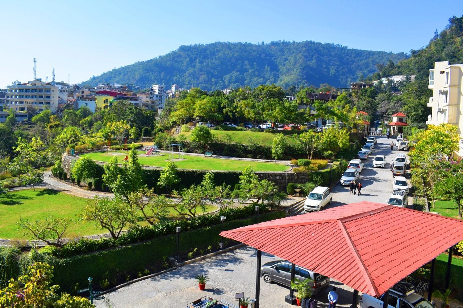 Luxury Aloha Majestic Apartments Rishikesh Exterior photo