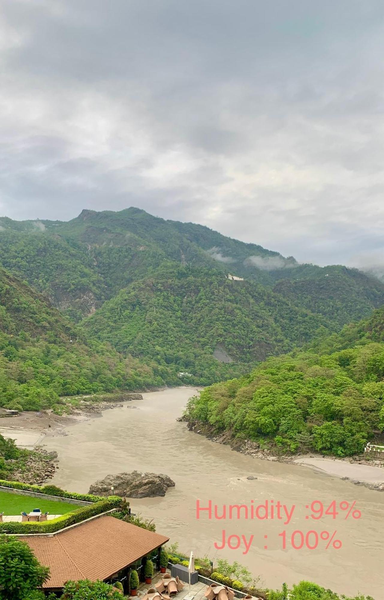 Luxury Aloha Majestic Apartments Rishikesh Exterior photo