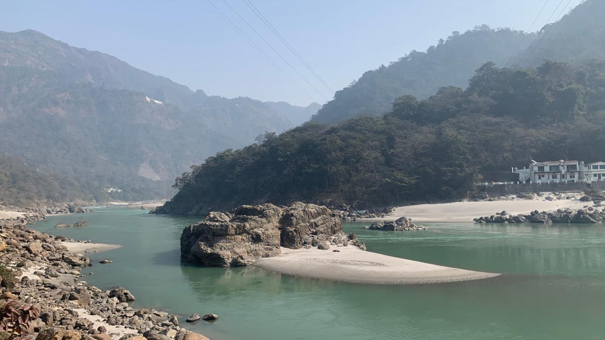 Luxury Aloha Majestic Apartments Rishikesh Exterior photo